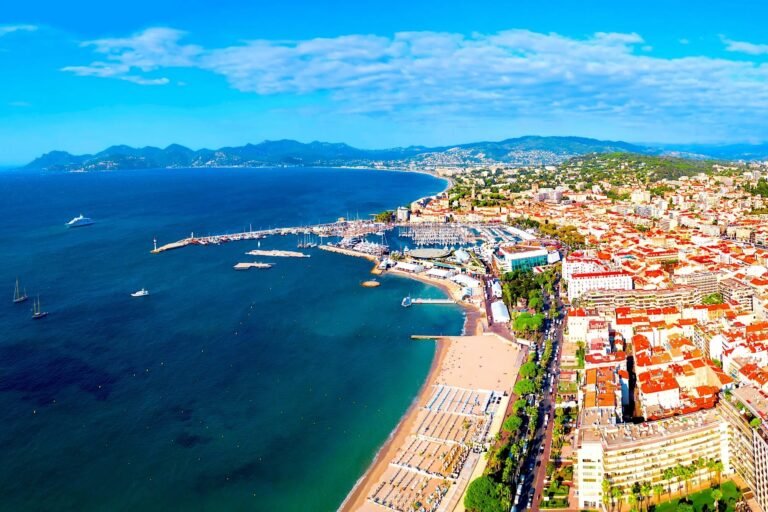Près de 800.000 voyageurs ont voté : cet hôtel 5 étoiles de Cannes dans le top 20 monde, et même 2e meilleur de la Côte d&rsquo;Azur