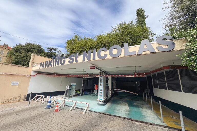 Rénovations, prêts de parapluies, installation de caméras et de bornes de recharge pour véhicules électriques… Comment la Ville de Cannes fait pour proposer des tarifs attractifs dans ses parkings