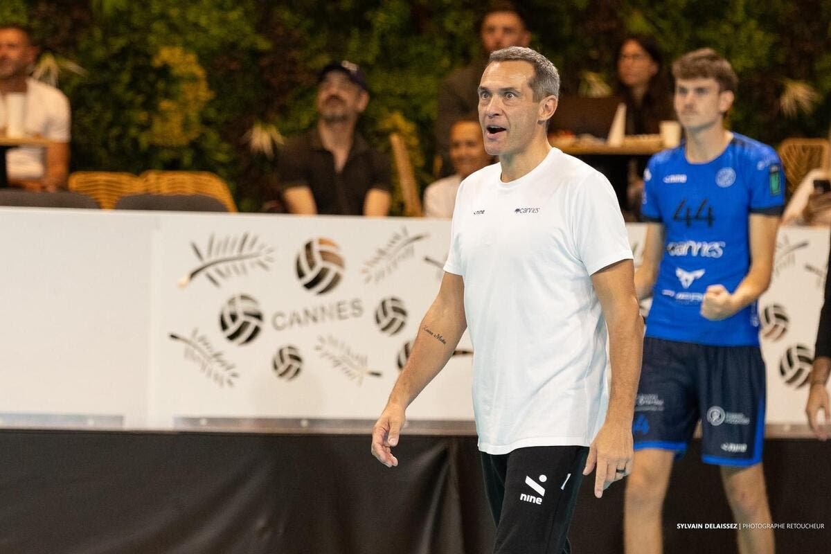 Sacré champion de France, confronté à la guerre en Ukraine et passé par la Corée du Sud : focus sur le parcours atypique de Cyril Ong, entraîneur de l’AS Cannes volley