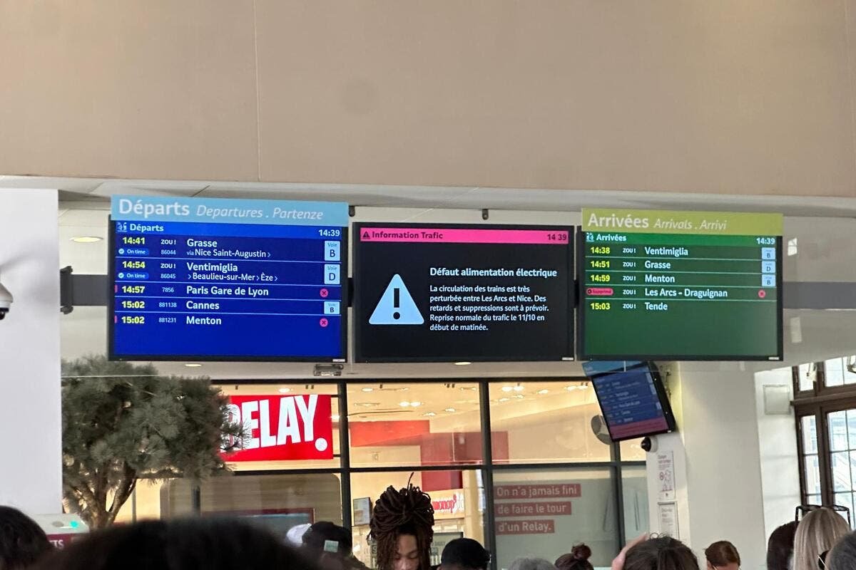 Trains supprimés, retards à prévoir… Un incident de caténaire entraîne de grosses perturbations sur les rails dans le Var et les Alpes-Maritimes, on fait le point